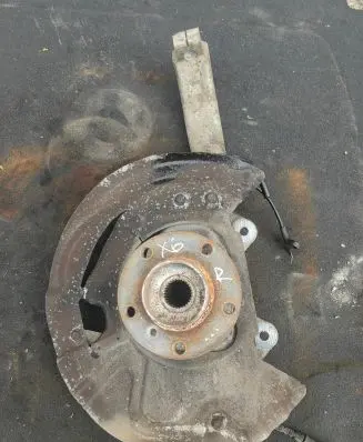 BMW X6 E71 Front wheel hub