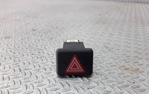 Audi A4 S4 B7 8E 8H Hazard light switch 8E0941509