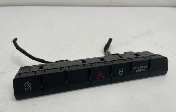 Skoda Kodiaq Hazard light switch 565927132AJ