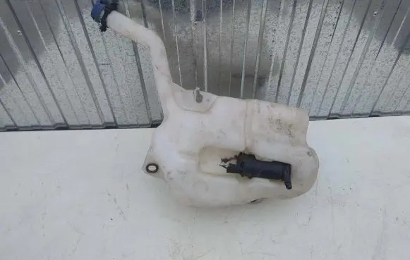 Fiat Panda III Windshield washer fluid reservoir/tank