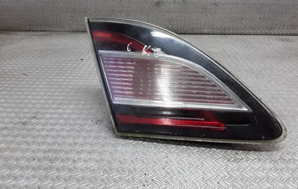 Mazda 6 Tailgate rear/tail lights 13241055