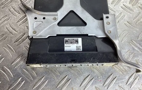 Lexus IS III XE30 Engine control unit/module ECU 8998124020 2850003851