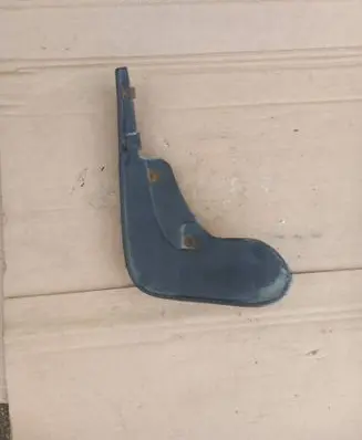 Seat Exeo (3R) Front mudguard 8e0075111a