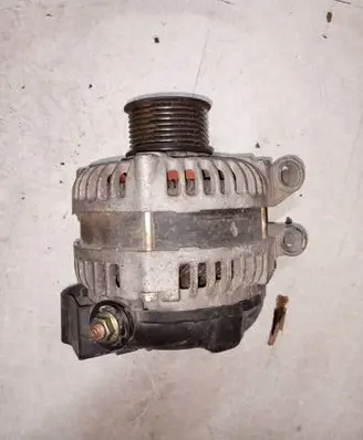 Land Rover Range Rover Sport L320 Generator/alternator 005880319
