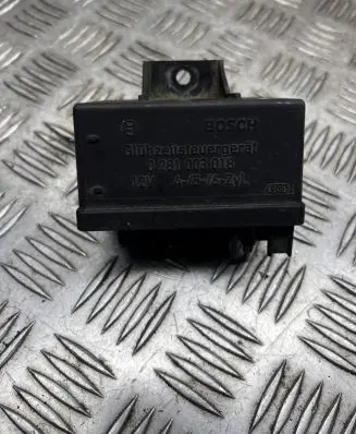Peugeot 607 Glow plug pre-heat relay 0281003018