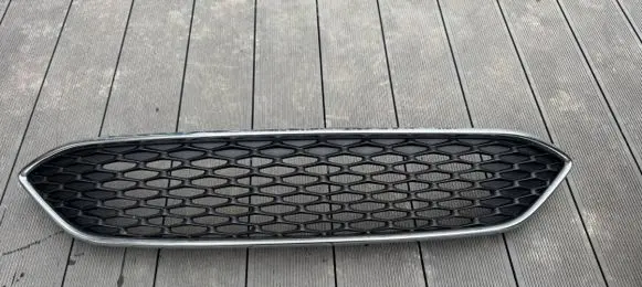 Ford Focus Front grill F1EB-8200-A