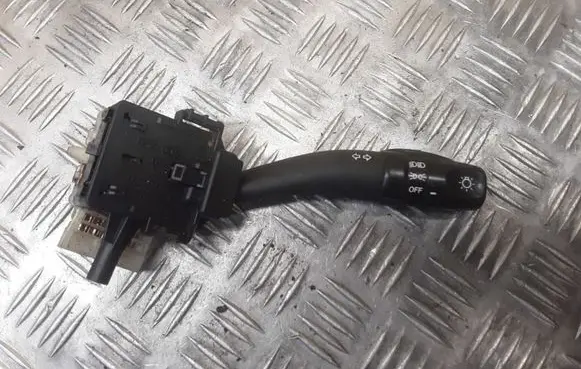 KIA Carens II Indicator stalk 202005764 202005763
