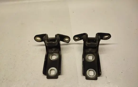 Chevrolet Camaro Front door hinges set A046057 P19073