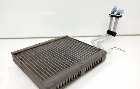 Air conditioning (A/C) radiator (interior)