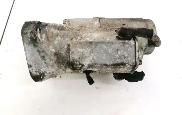 Toyota Avensis Verso Starter motor 2810064430