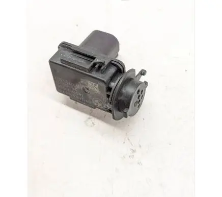 BMW 7 G11 G12 Air quality sensor 6833647
