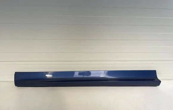 Porsche Cayenne (9Y0 9Y3) Front door trim (molding) 9Y0837095E