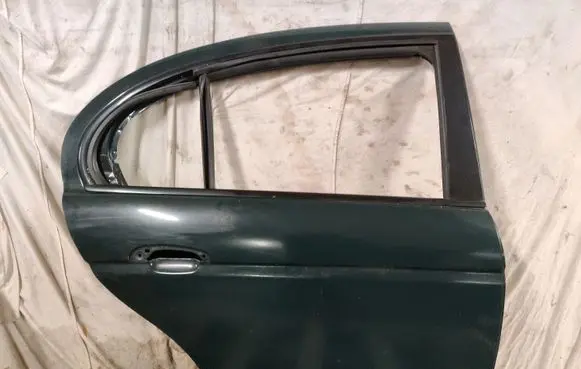 Jaguar S-Type Rear door