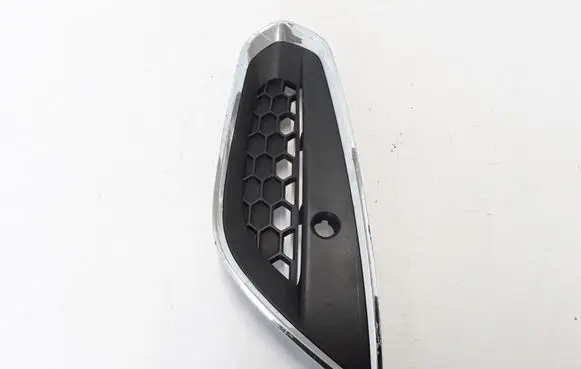 Volvo S60 Front bumper lower grill 31294135