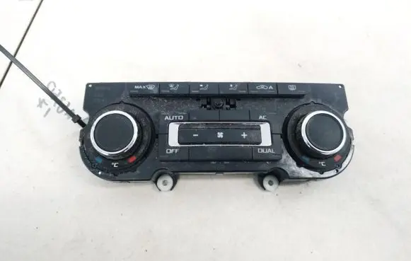 Skoda Octavia Mk2 (1Z) Climate control unit 3T0907044BK 5HB00974974