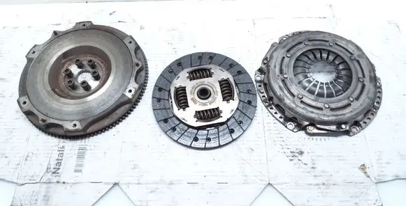 Ford Courier Clutch set kit CM5G6375NA CM5G7550JE CM5G7563JE