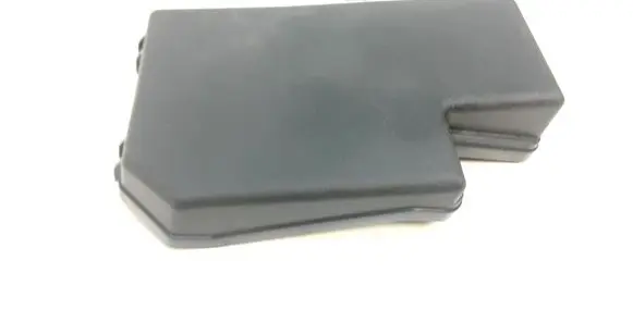 Toyota RAV 4 (XA30) Fuse box cover 8266242260