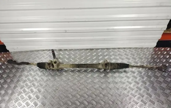 Toyota Avensis T270 Steering rack
