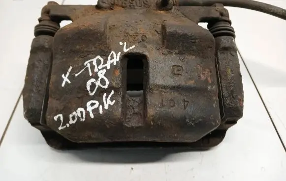 Nissan X-Trail T31 Front brake caliper