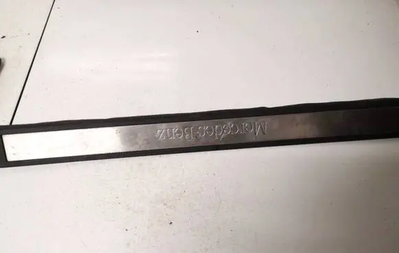 Mercedes-Benz E W211 Front sill trim cover a2116801435