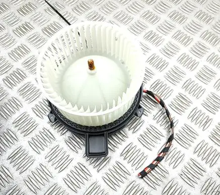 BMW X6 G06 Heater fan/blower 9490192