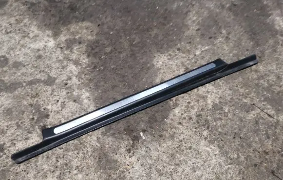 Mercedes-Benz CLC CL203 Front sill trim cover A2036802835