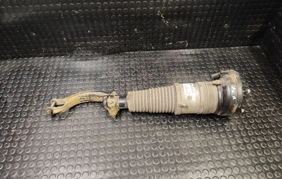 Audi A8 S8 D4 4H Front air suspension shock absorber 4H0616039H