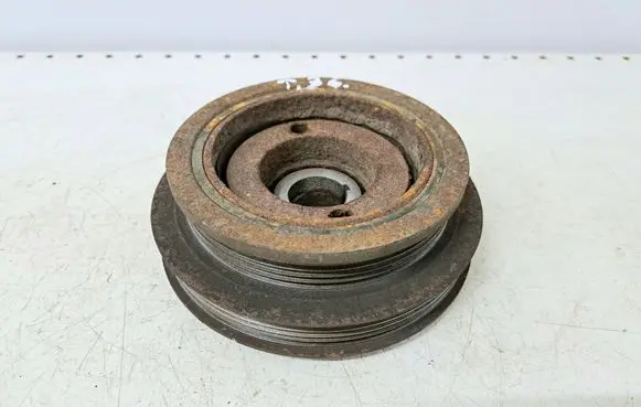 Toyota Corolla Verso E121 Crankshaft pulley