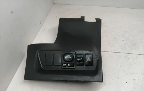 Toyota Auris E180 Dashboard lower bottom trim panel 5554502010