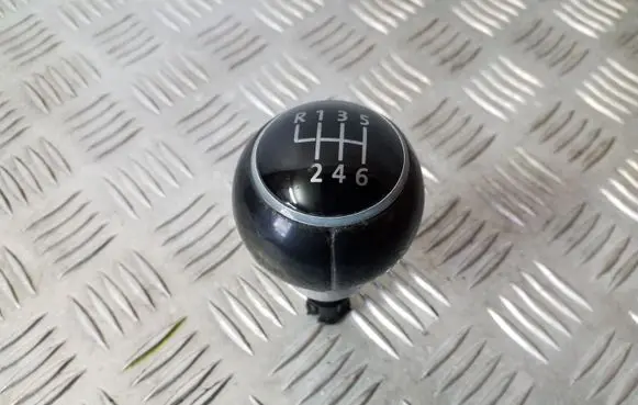 Gear lever shifter trim leather/knob