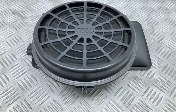 Audi A5 8T 8F Subwoofer speaker 8T0035412D
