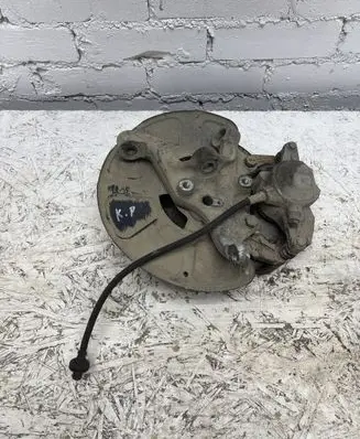 Mercedes-Benz E W212 Front wheel hub