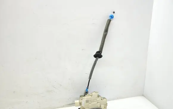 Audi A3 S3 8V Rear door lock 4G0839015B