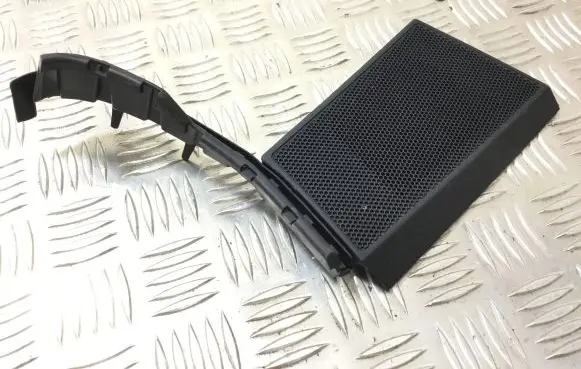 Porsche Macan (95B) Side speaker trim/cover 95B035406A