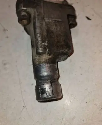 Audi A6 S6 C4 4A Engine mount bracket 8A0199343H