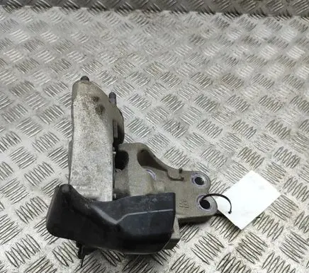 Toyota bZ4X Engine mount bracket G23050R020