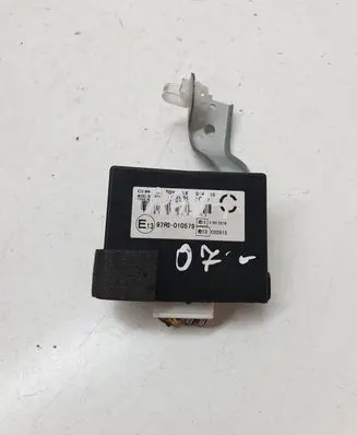 Toyota RAV 4 (XA30) Immobilizer control unit/module 8978042110