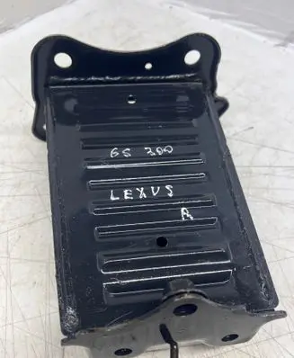 Lexus GS 300 350 430 450H Front bumper shock/impact absorber 