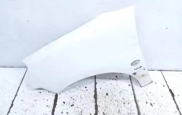 Peugeot Partner Fender