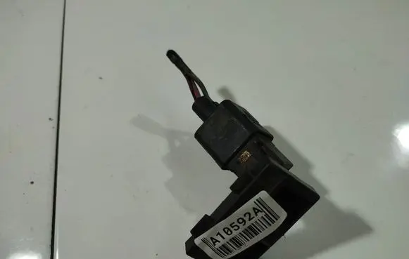 Glow plug pre-heat relay