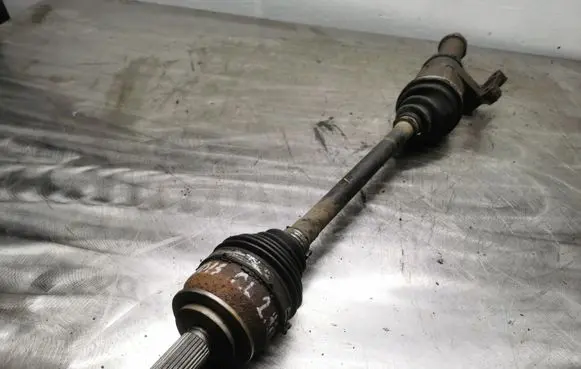 Mitsubishi Grandis Front driveshaft
