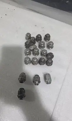 KIA Ceed Nuts/bolts 
