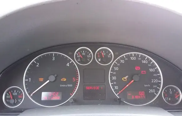 Audi A6 Allroad C5 Speedometer (instrument cluster) 4B0920950K