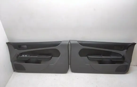 Ford Focus Door card panel trim set 6N41L23942A 6N41L23943A