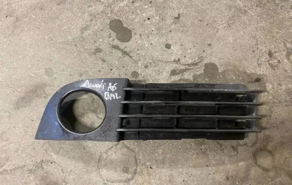 Audi A6 S6 C5 4B Front bumper lower grill 4B0807681