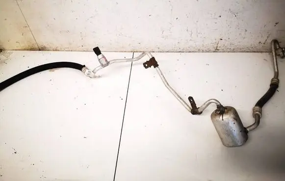 Tesla Model S Air conditioning (A/C) pipe/hose 1031674100F
