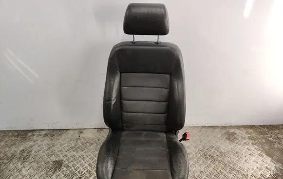Front passenger seat