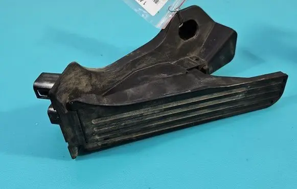 Seat Alhambra (Mk2) Accelerator throttle pedal 1K1721503S IMPRK1436581
