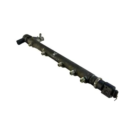 Mercedes-Benz Vito Viano W639 Fuel main line pipe A6110700395 0445214038 012306