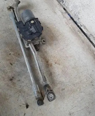 Audi Q5 SQ5 Front wiper linkage and motor 8R1955119A
